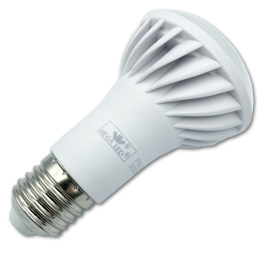 Mega LED - LED Replacement Bulb - E26/E27 Type, 7.0 Watt, 600 Lumens, 120-220V AC, Beam Angle 180°, 3000K (30240) — Quality Boat Parts