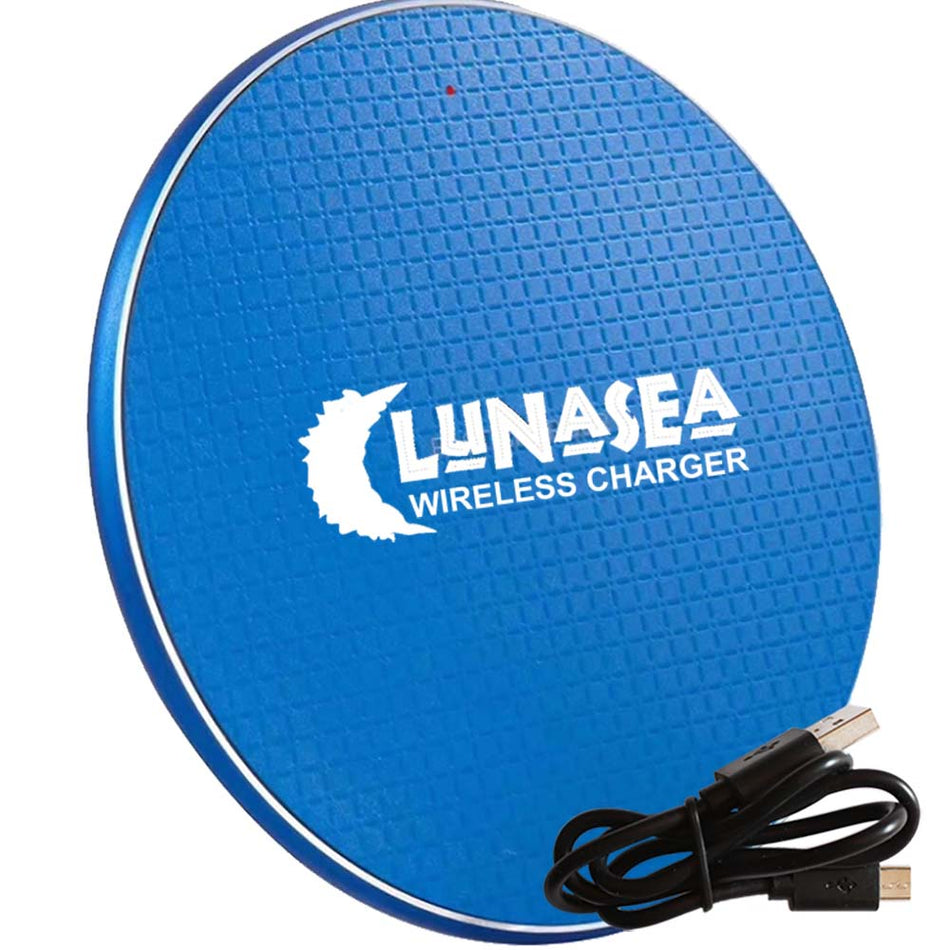 Lunasea - Qi Charge Pad USB Powered - 10W, Power Supply Not Included — Quality Boat Parts