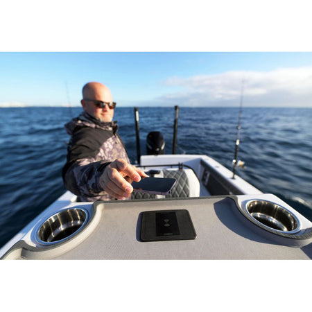 Scanstrut Surface Waterproof Wireless Charger 3-Coil - 15W - 12/24V SC-CW-2GT — Quality Boat Parts