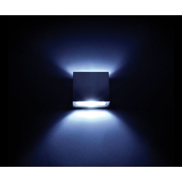 Quick Marine - GLADIS 2L LED Courtesy Light - 10-30V, 1.5W, 0.06A, IP65 — Quality Boat Parts