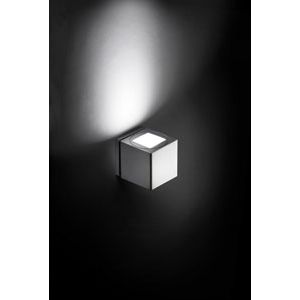 Quick Marine - QB COMPASS 1L Wall Light - 10-30V, 4W, IP40, 0.17A, Chrome Finish — Quality Boat Parts