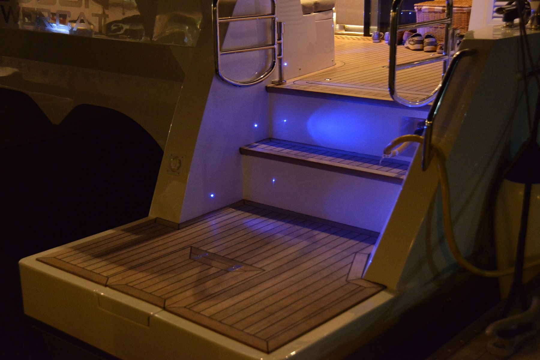 Lumitec Exuma LED Courtesy Light, 10-16V, IP67, 0.98in Dia, 0.55W — Quality Boat Parts