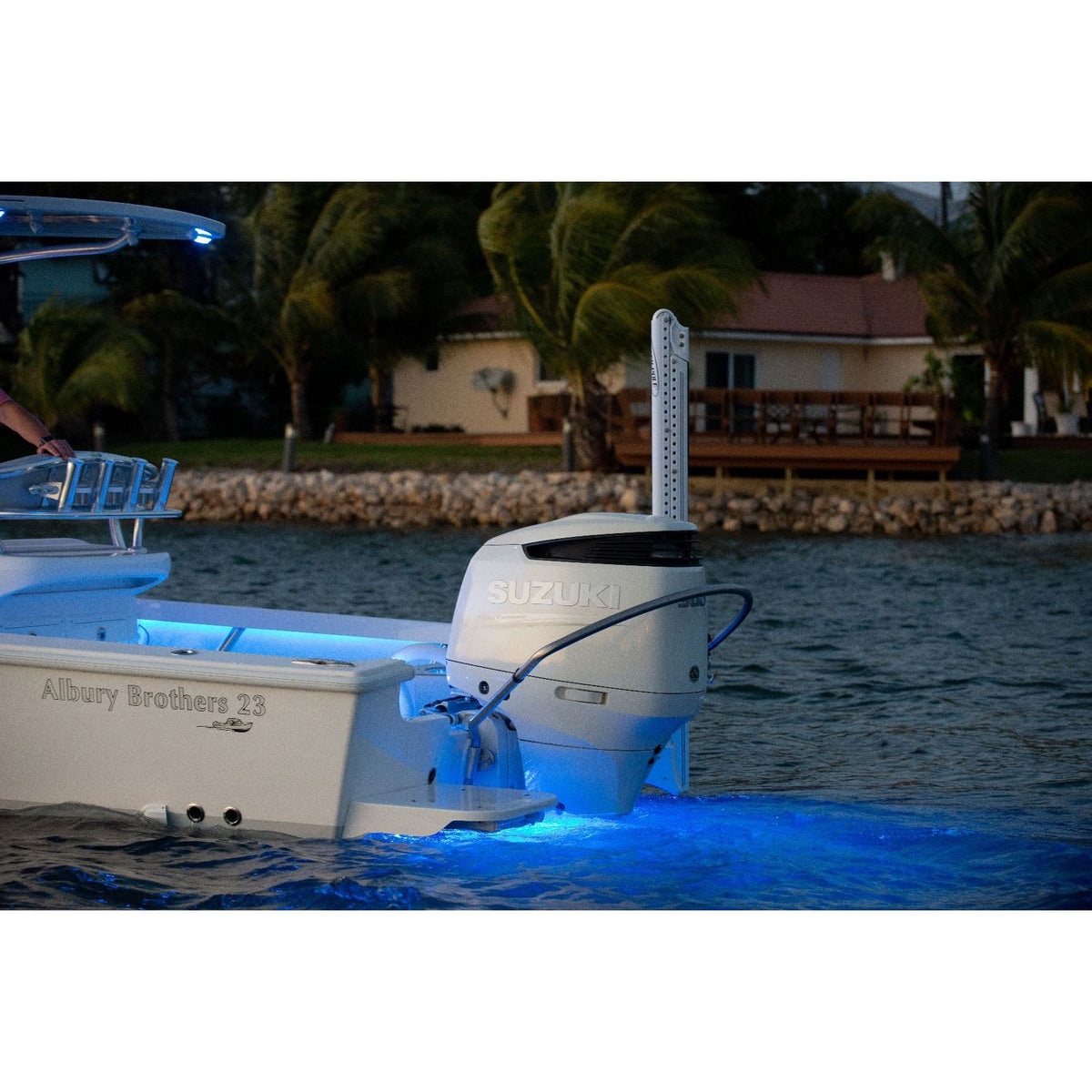 Lumitec SeaBlaze Quattro LED Underwater Light, 10-30V DC, IP68, 2000+ Lumens, Bronze Housing, Surface Mount — Quality Boat Parts