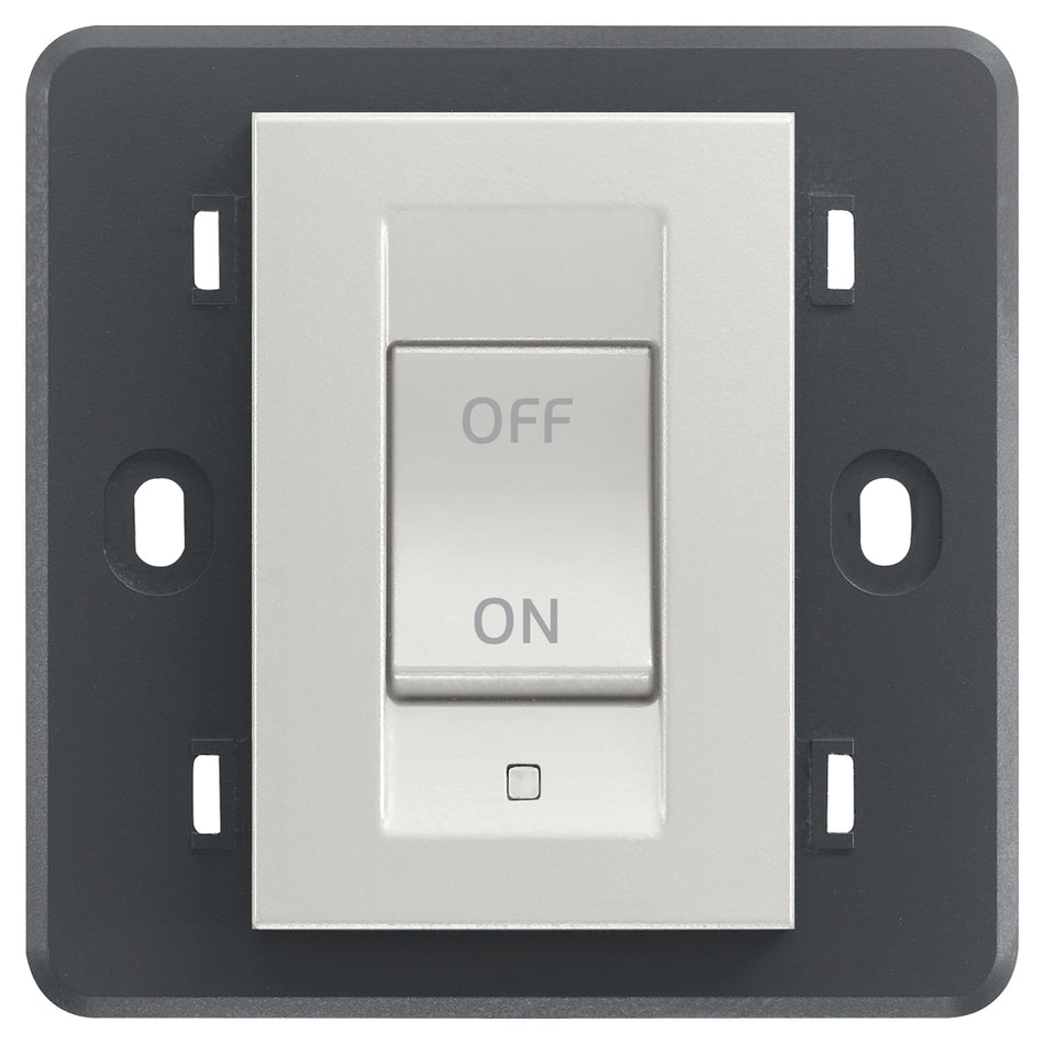 Vimar Eikon 2P 32A 1-Way Switch, For British Standard Mounting Boxes, 250V, 3-Module, IP40 — Quality Boat Parts