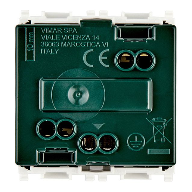 Vimar Plana 2P+E Universal Socket Outlet, 16A, 250V, IP20, Flush Mount — Quality Boat Parts