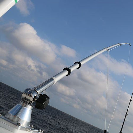 TACO Marine Grand Slam 170-2 Center Rigger Mount, For 1-1/8 in Poles, 18-Degree Locking — Quality Boat Parts