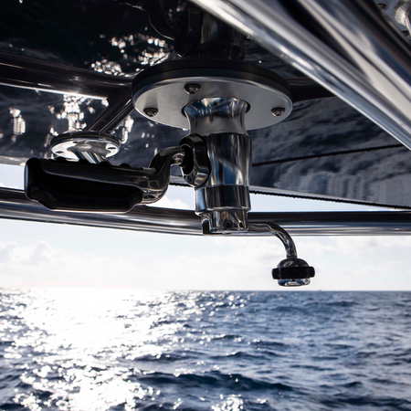 TACO Marine Pro Series GS-500 Outrigger Mounts, For Carbon Fiber Tele-Outriggers Up to 24 ft, Twist & Lock Arm — Quality Boat Parts