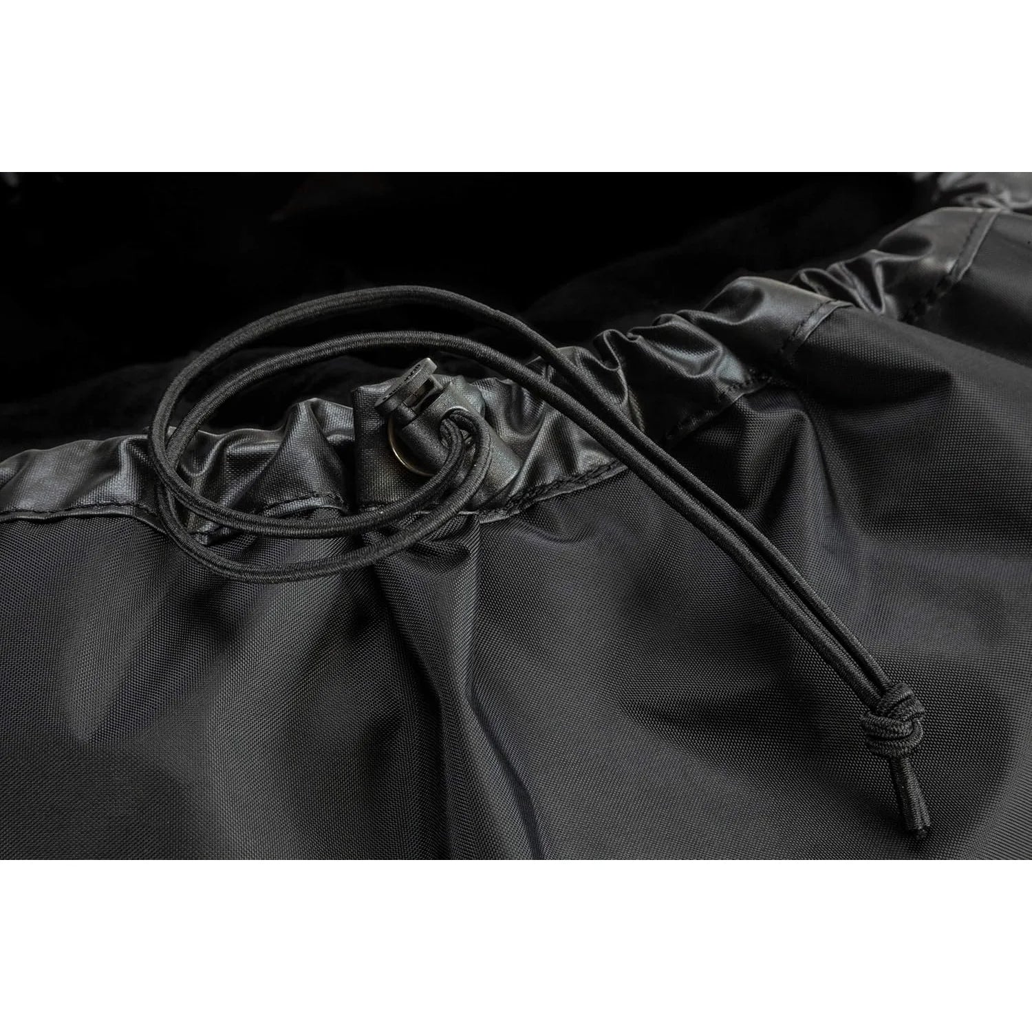 Attwood Marine Universal Fit Kayak Cockpit Cover and Spray Skirt, Fits up to 40 in x 22 in, 210 Denier Nylon — Quality Boat Parts