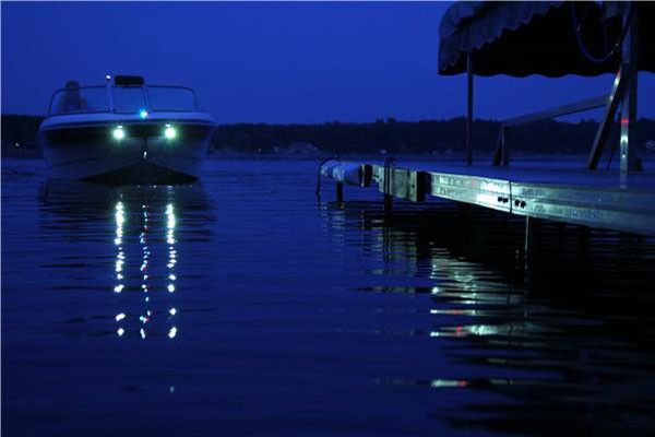 Attwood Marine Surface Mount LED Docking Lights, White Light, 120° Beam, 2pk — Quality Boat Parts