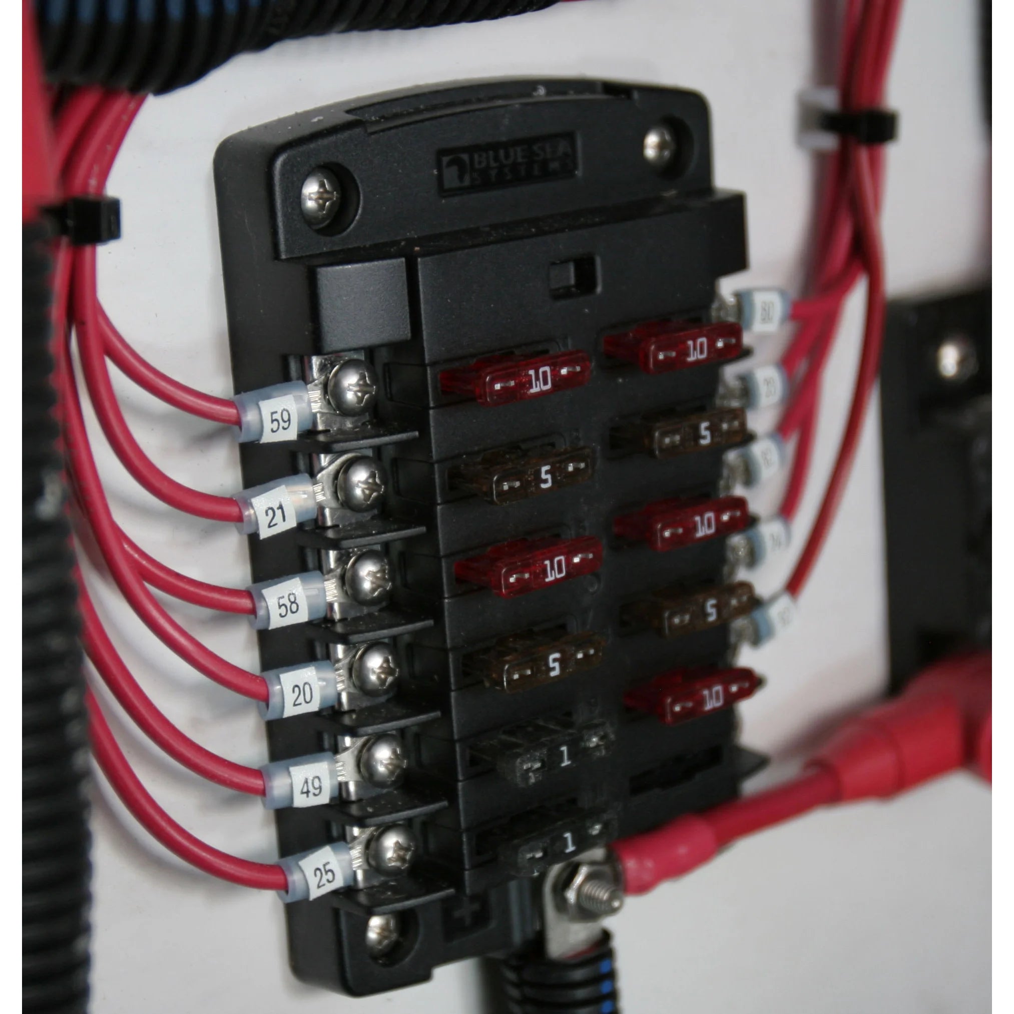 Blue Sea Systems ST Blade Fuse Block, ATO/ATC, 32V DC, Screw Terminal — Quality Boat Parts