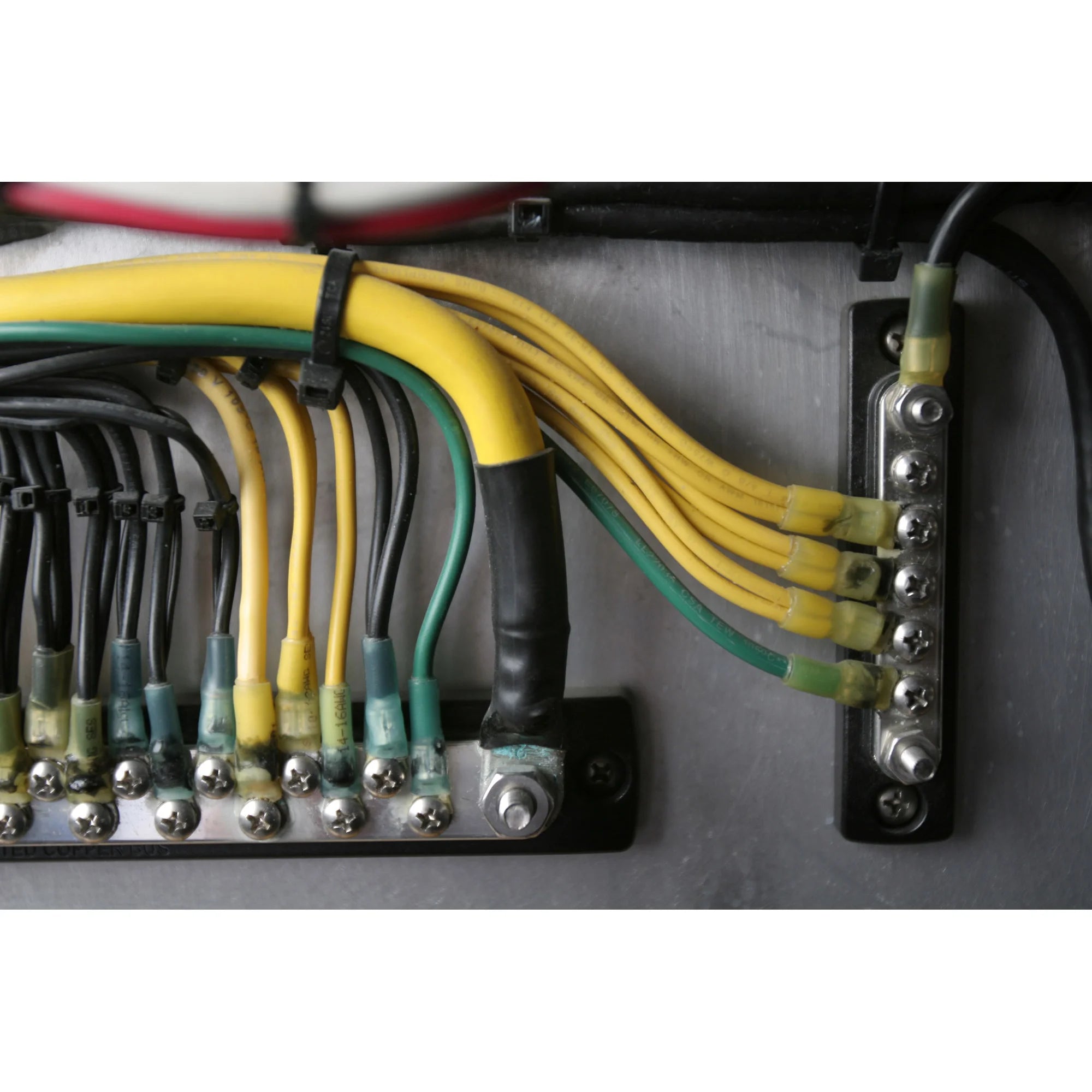 Blue Sea Systems MiniBus Common BusBar, 100A, 300V AC, 48V DC, Tin-Plated Copper Bus — Quality Boat Parts