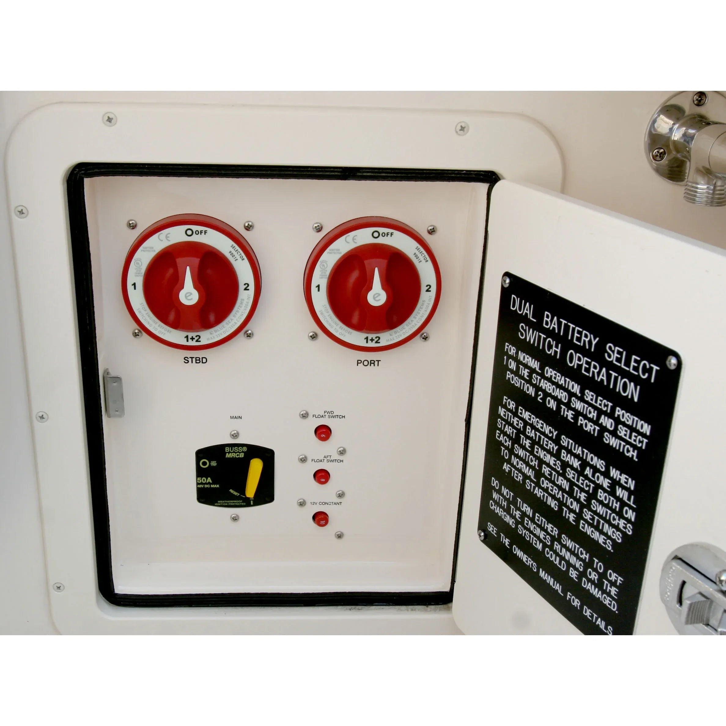 Blue Sea Systems e-Series Battery Switch, IP66, Ignition Protected, 3/8 in Studs — Quality Boat Parts