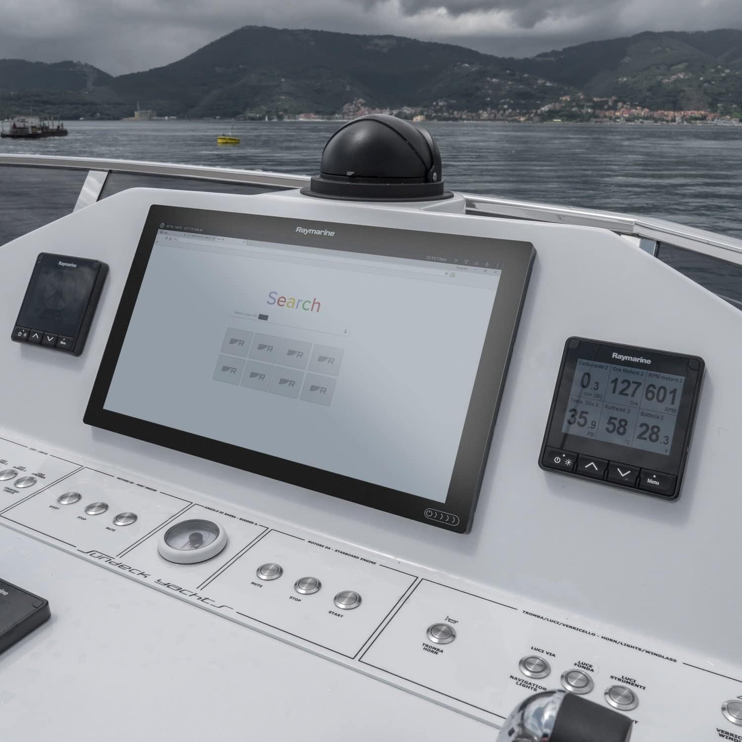 Raymarine Axiom XL Glass Bridge Chartplotter, 8-32V, IPX6/IPX7, NMEA 2000, NMEA 0183, RayNet Ethernet x3, HDMI In/Out — Quality Boat Parts